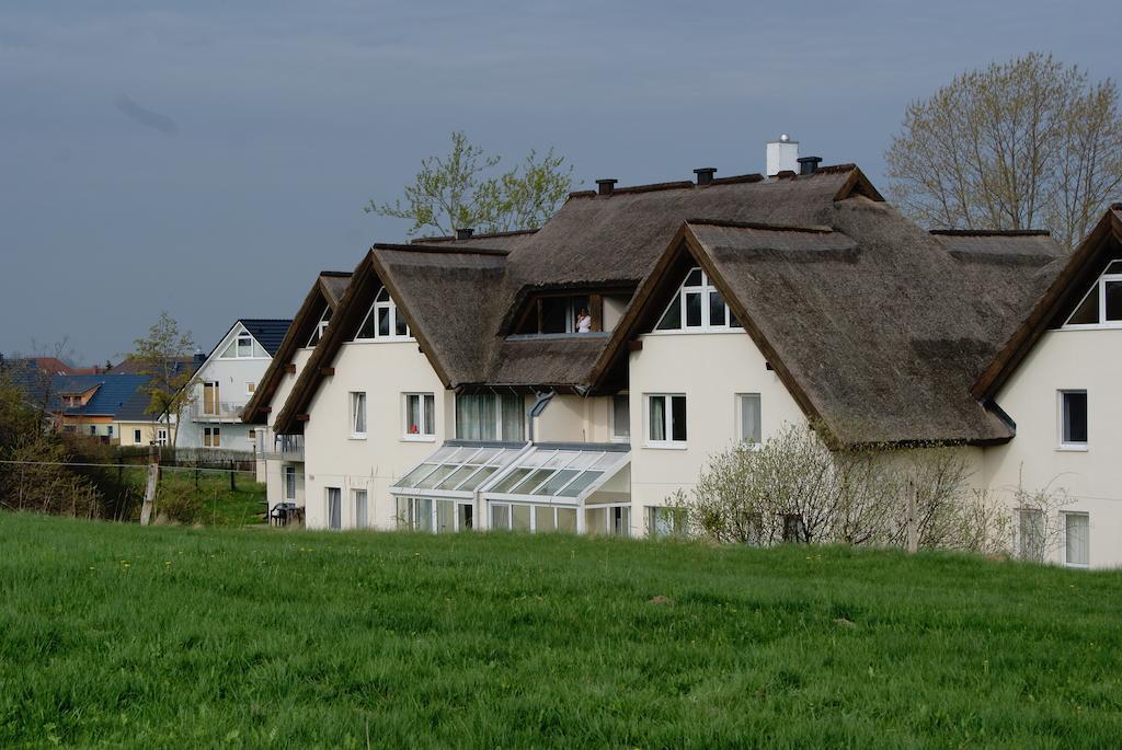 Fewo 18 Im Strandhaus Lobbe Mit Balkon الغرفة الصورة