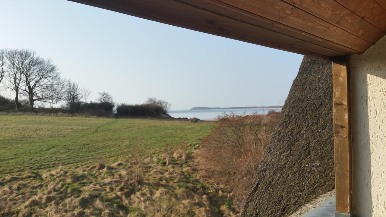 Fewo 18 Im Strandhaus Lobbe Mit Balkon المظهر الخارجي الصورة